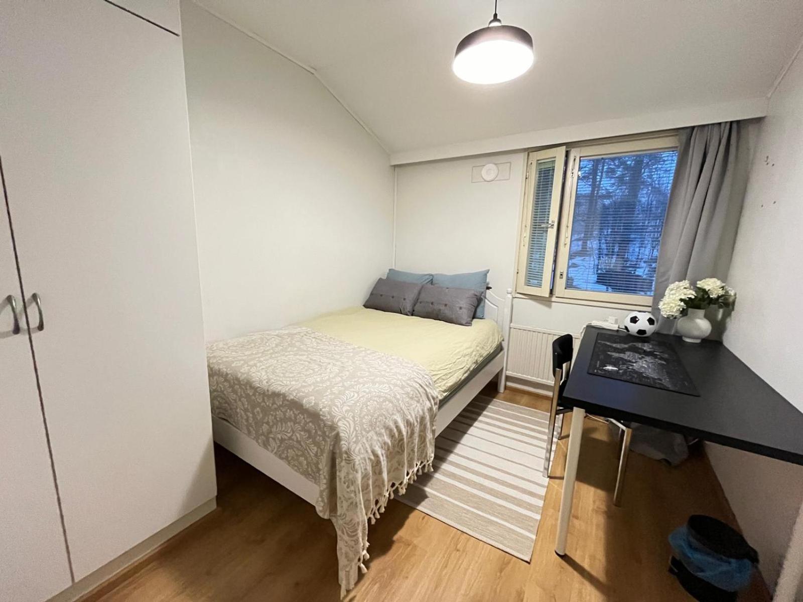 Private Rooms Near Metro, Free Parking,Direct Bus From Airport Helsinki Exterior photo