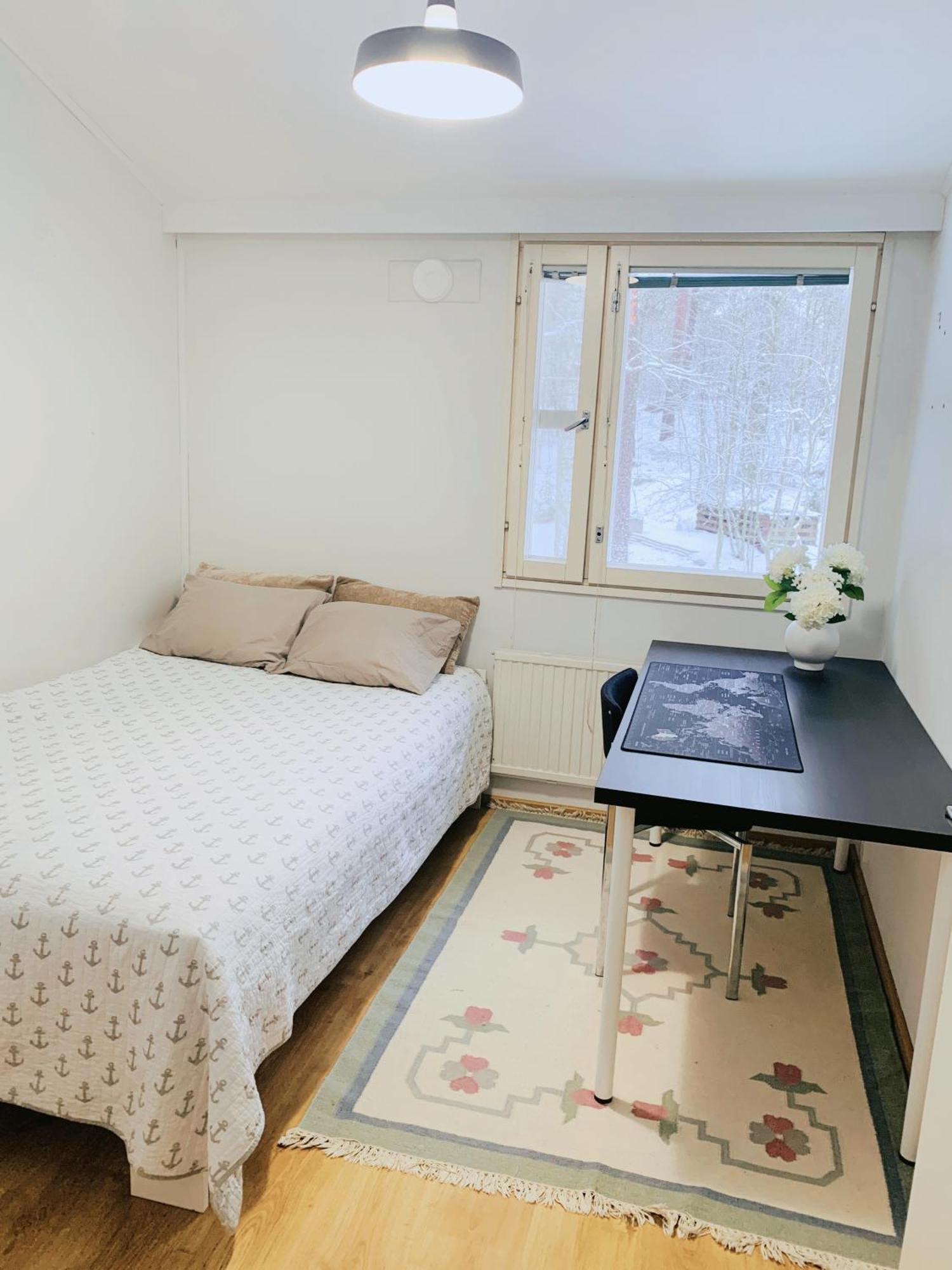Private Rooms Near Metro, Free Parking,Direct Bus From Airport Helsinki Exterior photo